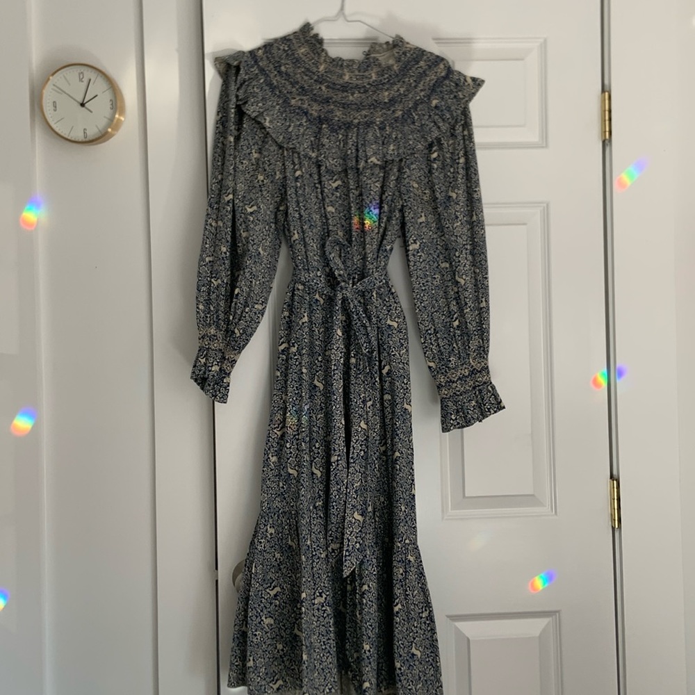 Doen dress size small